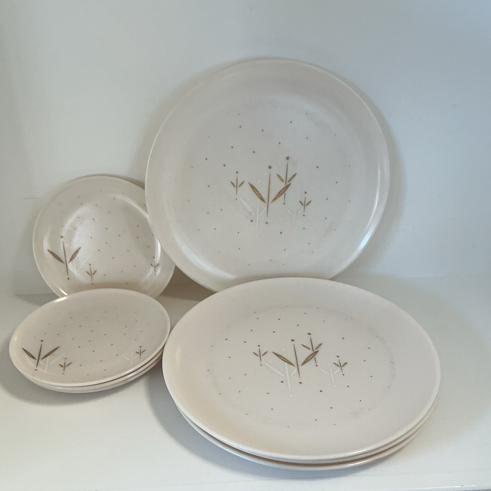 Vintage Branchell Melmac 4 Dinner Plates 4 Salad Plates Beige With Gold Leaf MCM